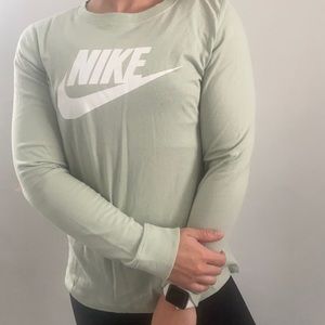 Long sleeve Nike shirt